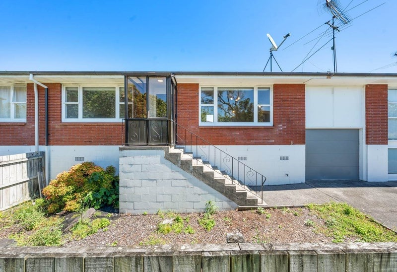 2/97 Pah Road, Epsom, Auckland - Carousel 1