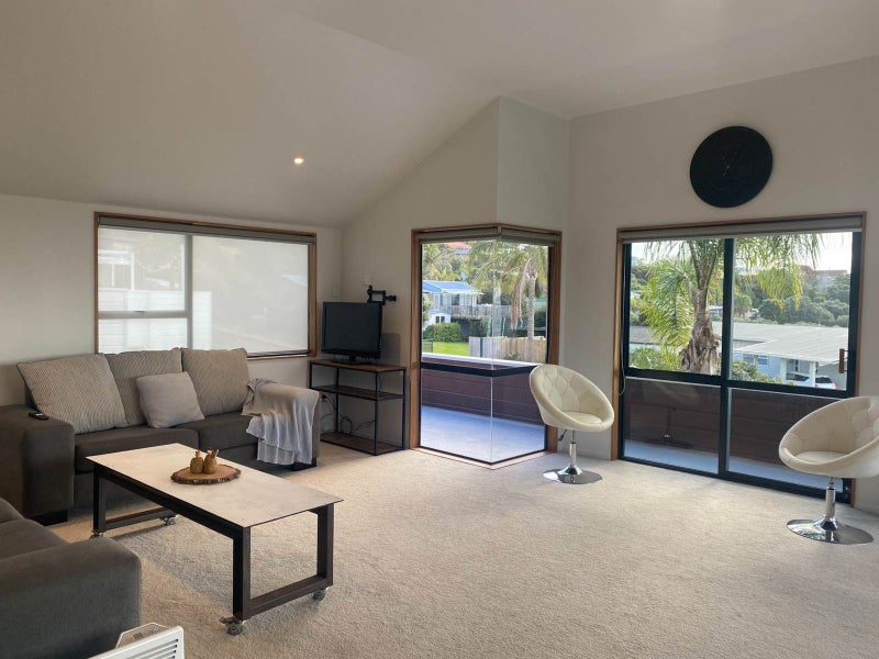 7A Elgin Place, Red Beach, Whangaparāoa - Carousel 2