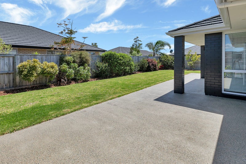 13 Kaurinui Crescent, One Tree Point - Carousel 18