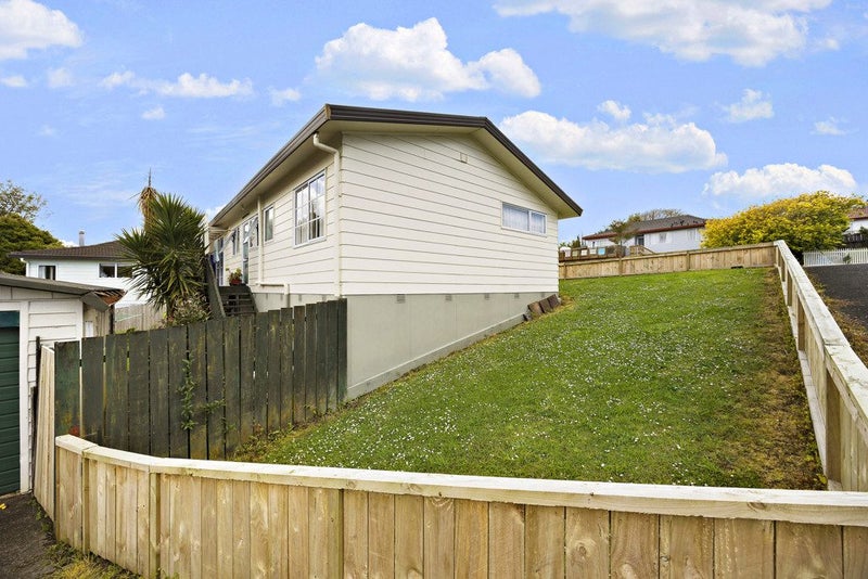 44 Borich Road, Sunnyvale, Auckland - Carousel 14