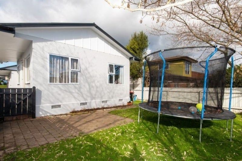3/49 Te Mata Road, Havelock North, Hastings, Hawke's Bay - Carousel 6