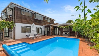 324B Oceanbeach Road, Mount Maunganui, Mount Maunganui - Carousel 1