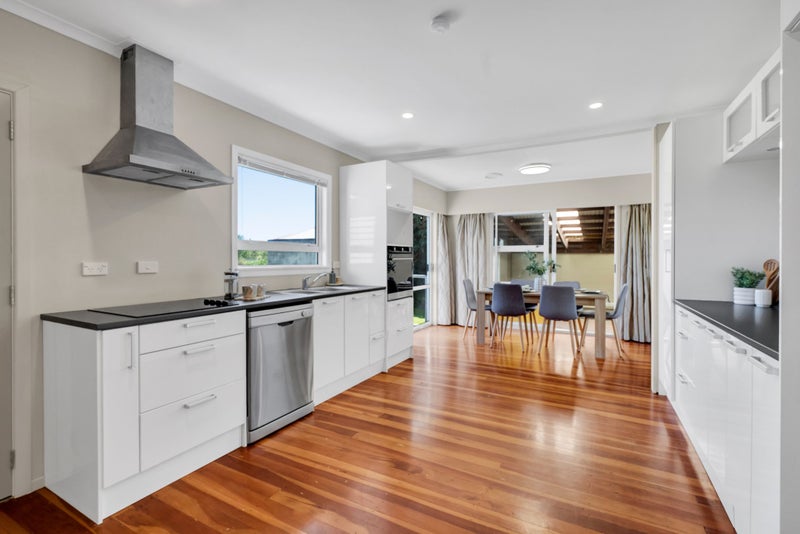 382 South Road, Omata, New Plymouth - Carousel 2