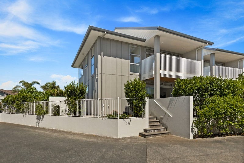 4 Moores Road, Silverdale, Silverdale - Carousel 1