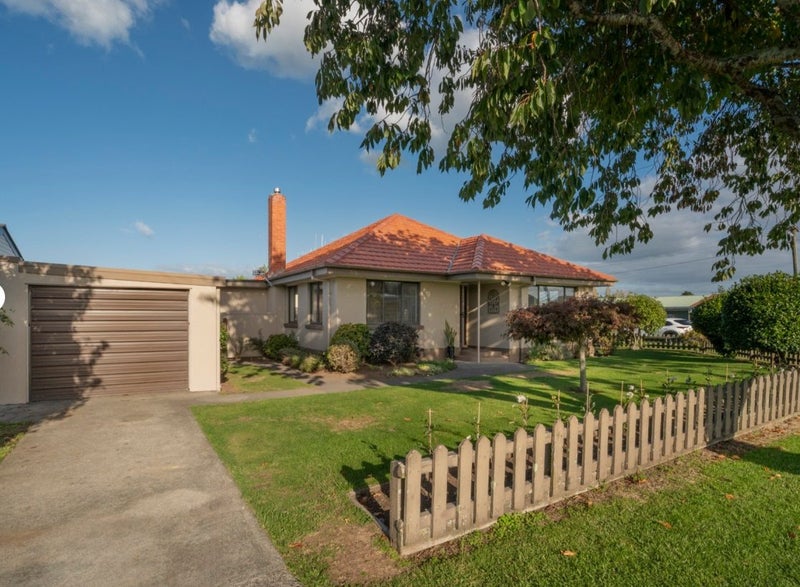 2 Pemberton Crescent, Greerton, Tauranga, Bay Of Plenty - Carousel 2