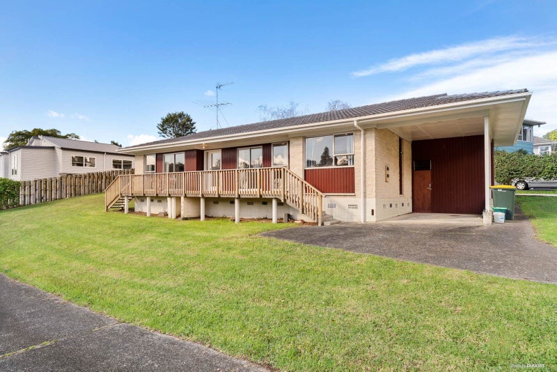 26 Halberg Street, Glenfield, Auckland - Carousel 1