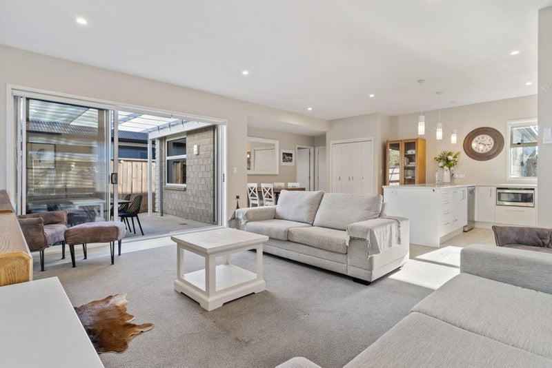 68 Franks Way, Papamoa Beach, Papamoa - Carousel 2