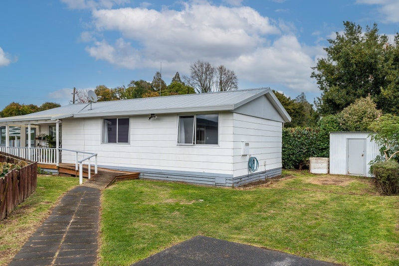 16 Gillett Lane, Enderley, Hamilton - Carousel 10