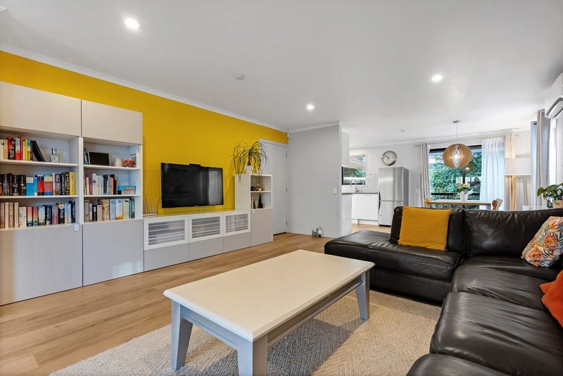 3 Kuparu Street, Weymouth, Auckland - Carousel 1