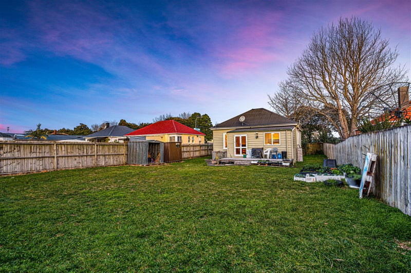 37 Ash Street, Avondale, Auckland - Carousel 2