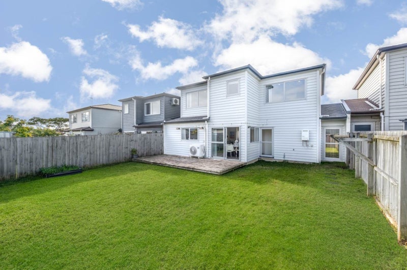 6 Rishi Way, Mangere, Manukau City, Auckland - Carousel 1