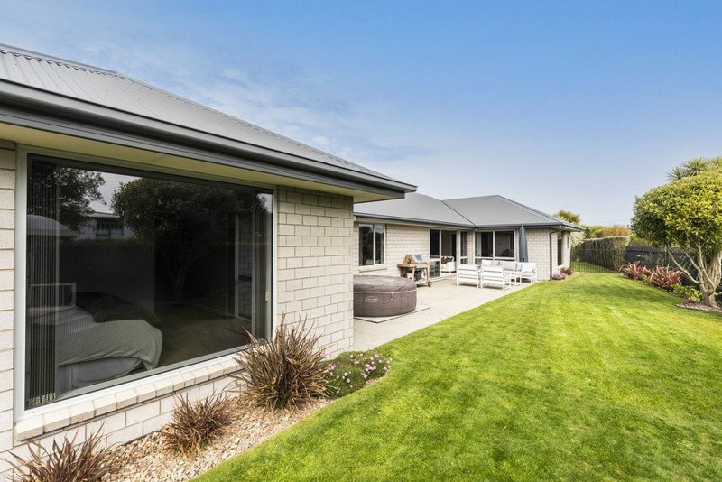 71 Rannoch Drive, Broomfield, Christchurch - Carousel 2