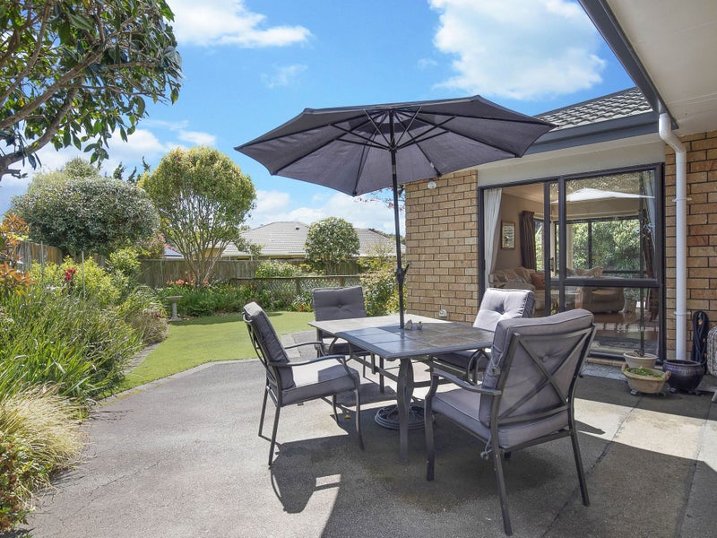 12 Papawai Grove, Waikanae - Carousel 2