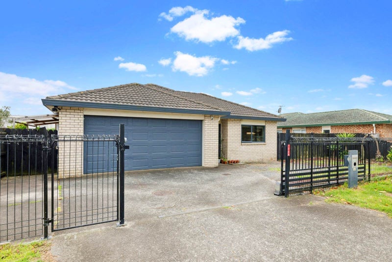100A Manuroa Road, Takanini, Auckland - Carousel 2