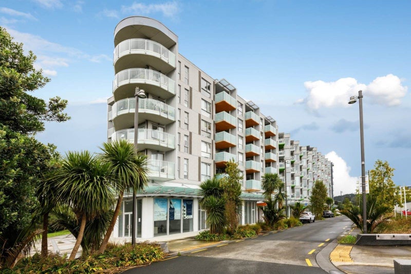 506/3 Rose Garden Lane, Albany, Auckland - Carousel 15