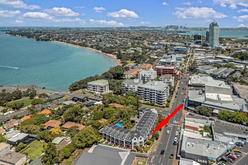 9/177 Hurstmere Road, Takapuna, North Shore City, Auckland - Carousel 2