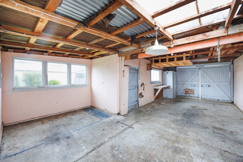 7 Hobson Place, Takaro, Palmerston North - Carousel 32