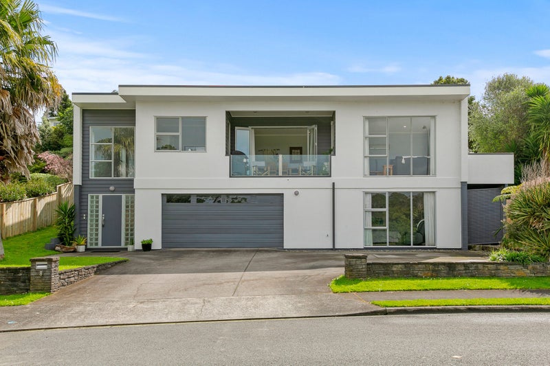 8 Kororako Grove, Whalers Gate, New Plymouth - Carousel 1