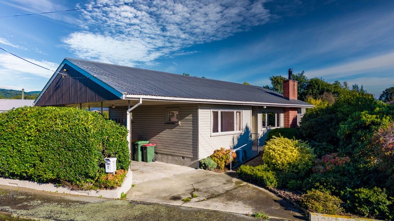 6 Hughes Street, Waimate, Waimate - Carousel 1