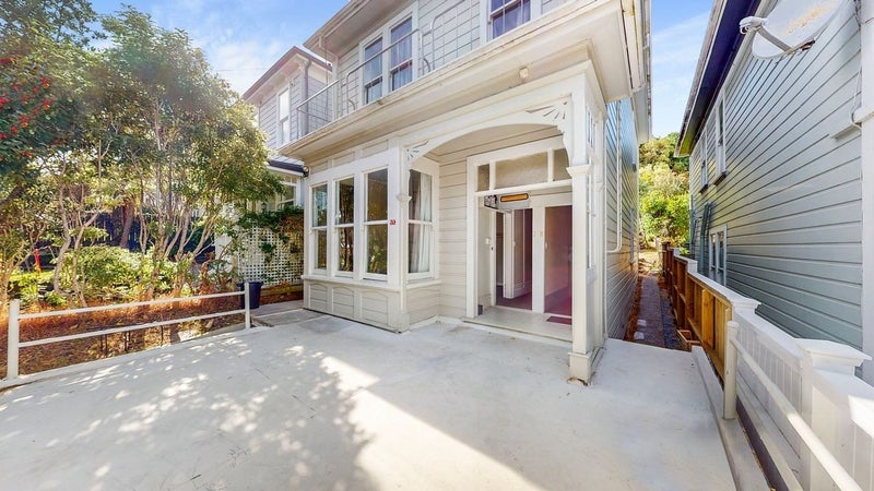 39 Grove Road, Kelburn, Wellington - Carousel 1