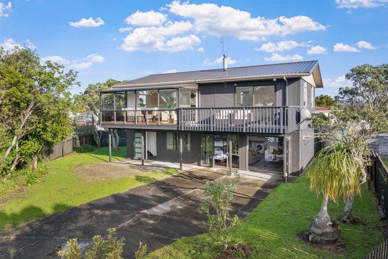 17 Argo Rise, Warkworth - Carousel 1