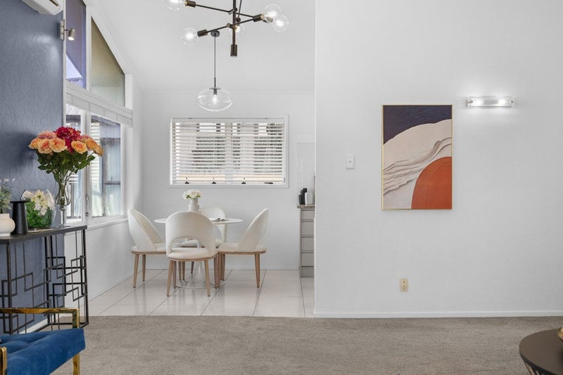 8 Portadown Avenue, Pakuranga Heights, Auckland - Carousel 40