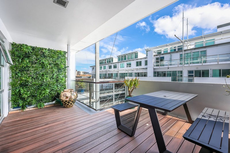 3/137 Quay Street, Auckland Central, Auckland - Carousel 1