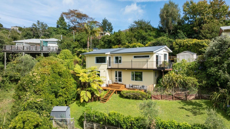 19 Thompson Terrace, Toi Toi, Nelson - Carousel 1