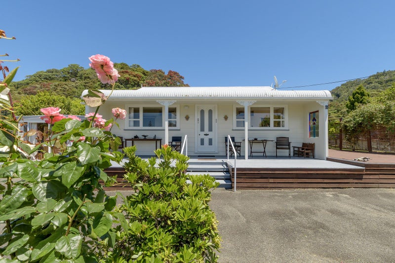 17A Mair Street, Matata, Whakatane - Carousel 2