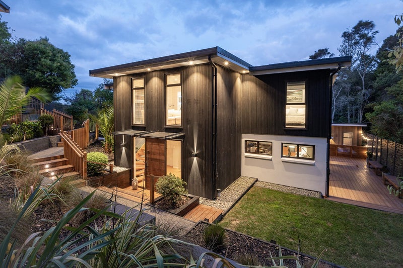 5 Titiwai Place, Birkenhead, Auckland - Carousel 1