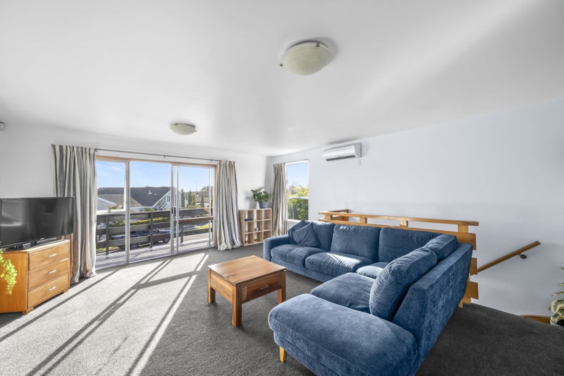 2/8 Applewood Place, Casebrook, Christchurch - Carousel 2