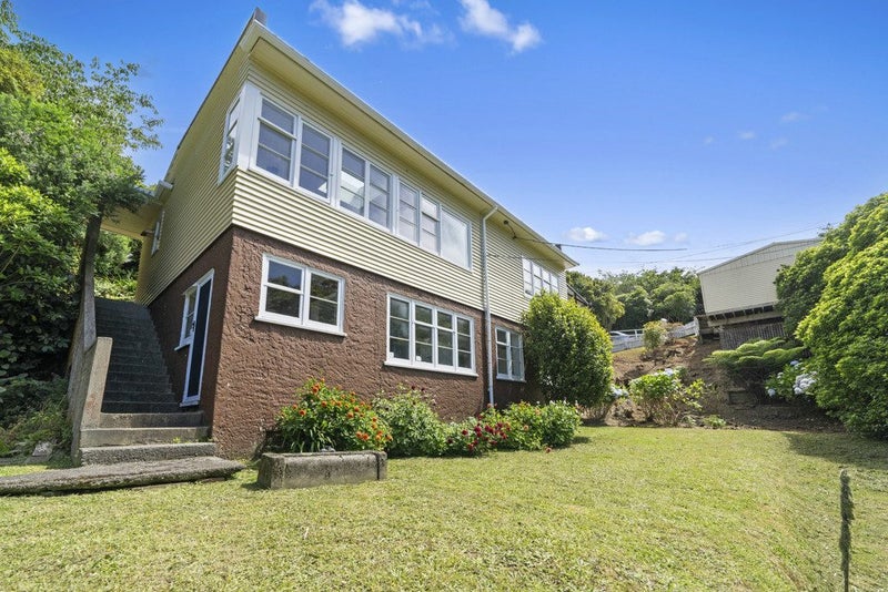 50 Sunshine Avenue, Karori, Wellington - Carousel 1