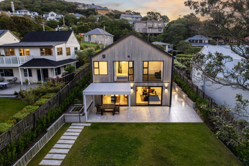 31 Mysore Street, Khandallah, Wellington - Carousel 27