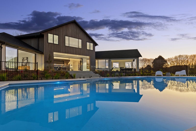 Property Valuation for 546 CoatesvilleRiverhead Highway, Albany