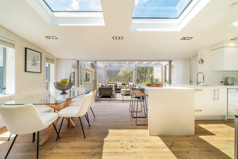 22 Kensington Avenue, Petone, Lower Hutt - Carousel 2