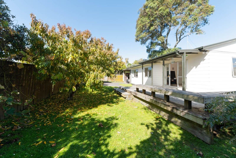 2/46 Brandon Road, Glen Eden, Auckland - Carousel 1