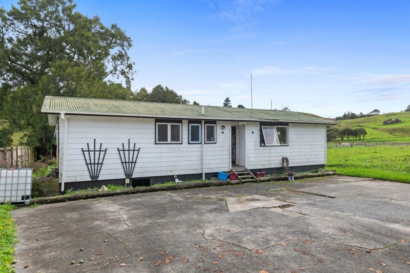 7 Belton Place, Hikurangi, Hikurangi - Carousel 1