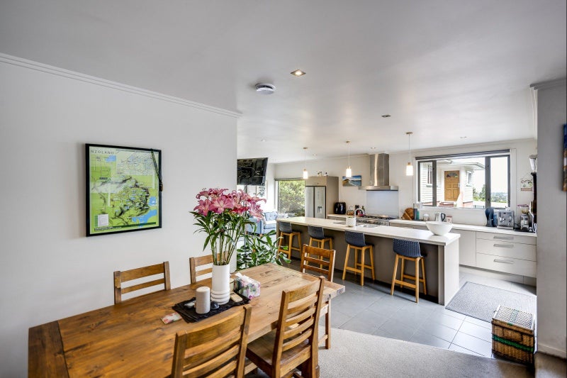 49 Chaucer Road South, Hospital Hill, Napier - Carousel 1