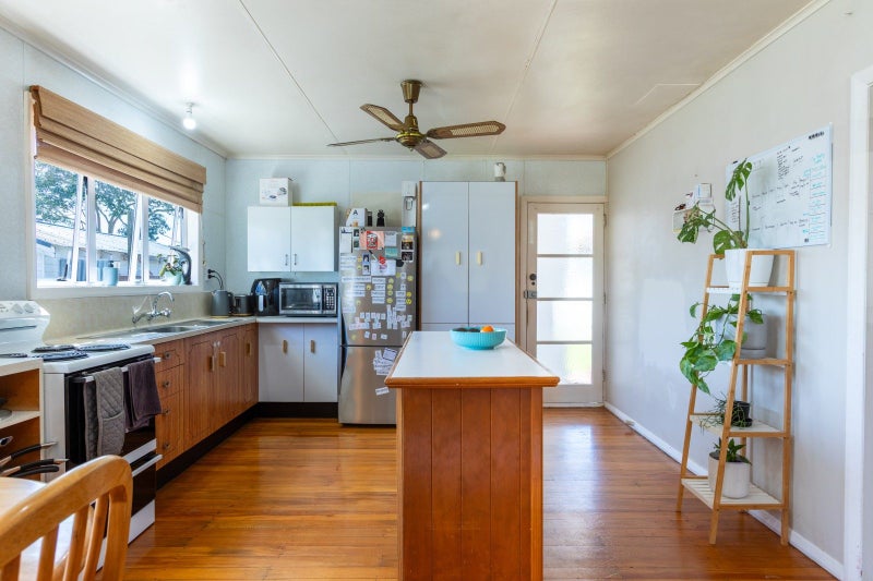 11 Neptune Street, Dannevirke, Tararua, Manawatu / Whanganui - Carousel 2