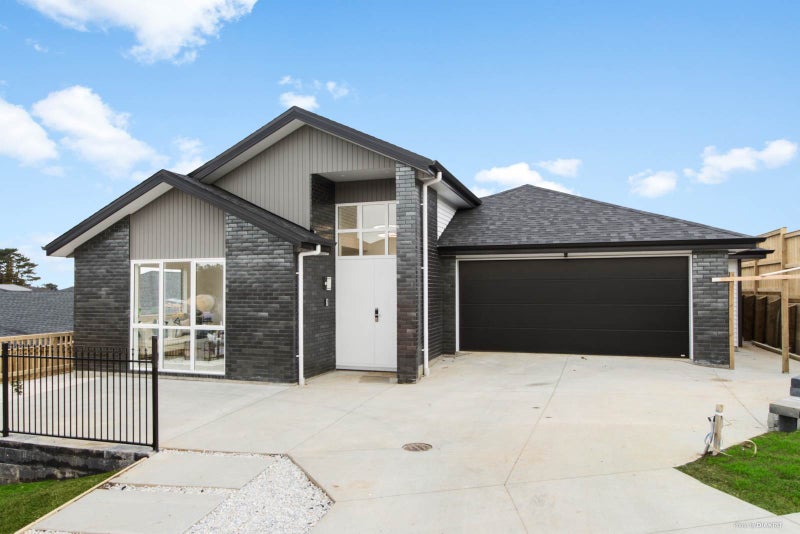 4 Kate Duncan Drive, Swanson, Auckland - Carousel 1