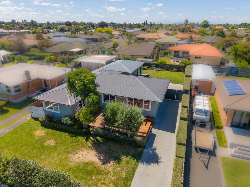 10 Mears Road, St Andrews, Hamilton - Carousel 19