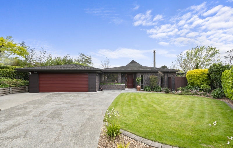 18 Clifton Terrace, Fitzherbert, Palmerston North - Carousel 1