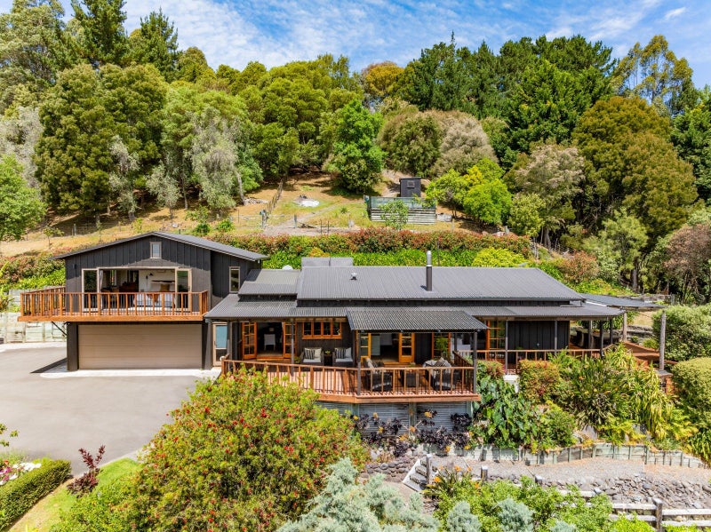 313 Hill Road, Eskdale, Napier - Carousel 1