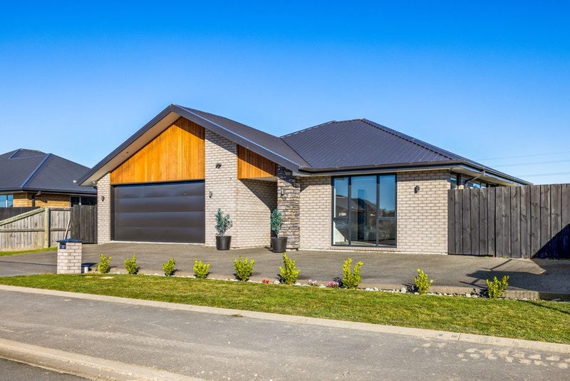 7 Fountain Place, Rolleston, Rolleston - Carousel 1