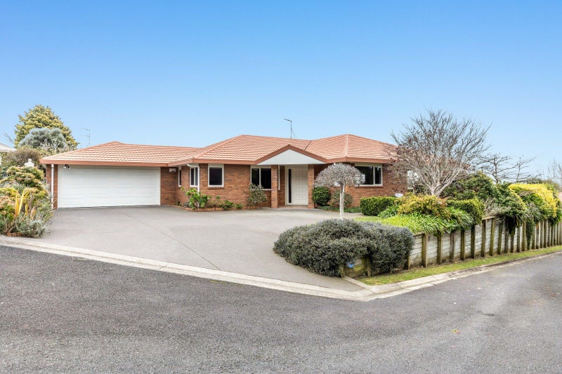 Property Valuation for 18 Ashmore Drive, Frankleigh Park, New Plymouth