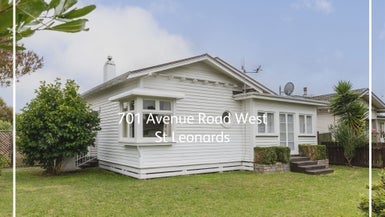 701 Avenue Road West, Saint Leonards, Hastings - Carousel 1