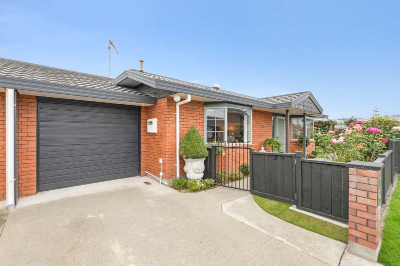 6 Surrey Lane, Levin, Levin - Carousel 2