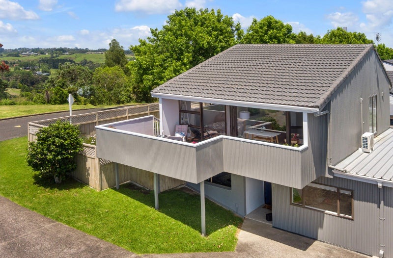 1/180 Sandspit Road, Shelly Park, Auckland - Carousel 1