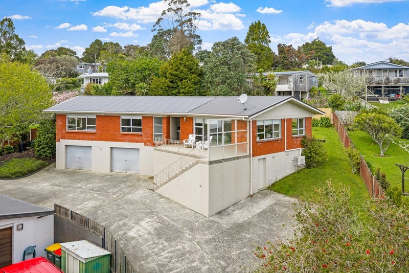 24 Walton Avenue, Warkworth, Warkworth - Carousel 1