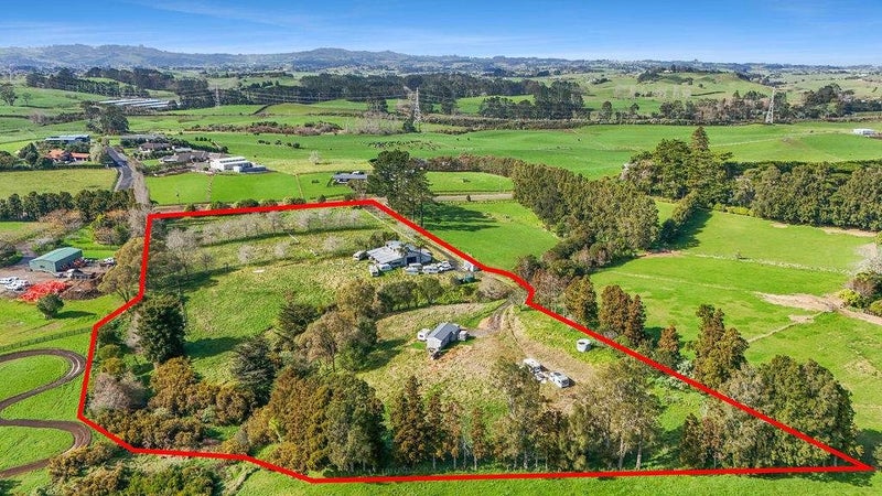 120 Sim Road, Papakura - Carousel 1